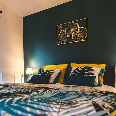 Chic B&B + Balcony - Hyper Center Реймс Экстерьер фото